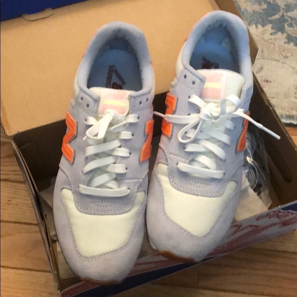 New Balances - image 3